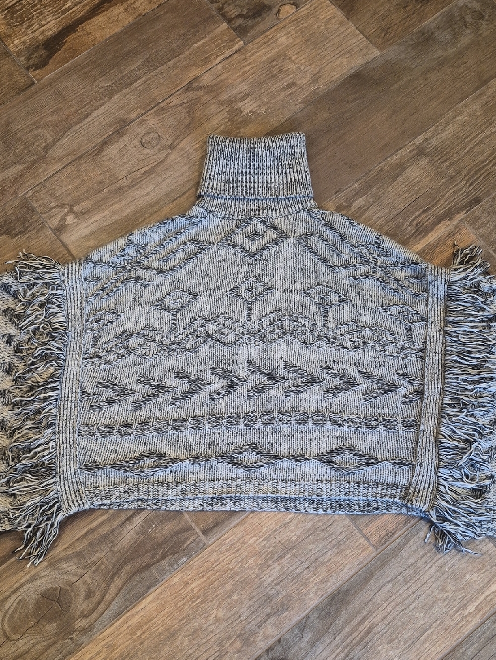 Lucky Brand Gray Wool & Cashmere Turtleneck Bohemian Poncho Sweater, Small - Picture 5 of 12